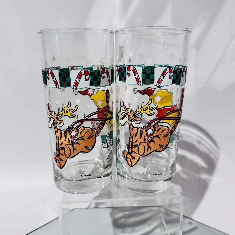 (2)‎ Winnie the Pooh & Reindeer Tigger 100 Acre Holiday 16oz Tumbler Glasses - Picture 2 of 10